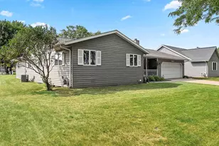 1814 Briquelet St, Green Bay, WI 54304 - Photo 41