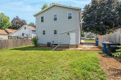 728 W 4th Avenue, Oshkosh, WI 54901 - Photo 33