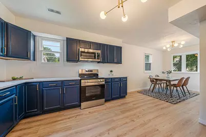 728 W 4th Avenue, Oshkosh, WI 54901 - Photo 11