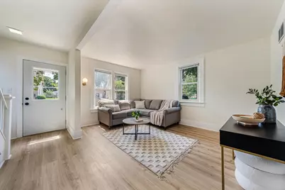 728 W 4th Avenue, Oshkosh, WI 54901 - Photo 5
