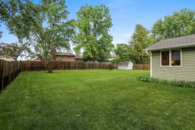 1135 Anchor Street, Green Bay, WI 54313 - Photo 45