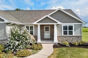 5148 High Point Dr, Winneconne, WI 54986 - Photo 3