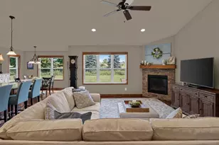 5148 High Point Dr, Winneconne, WI 54986 - Photo 9