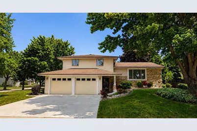 1600 Brentwood Drive, Oshkosh, WI 54904 - Photo 1