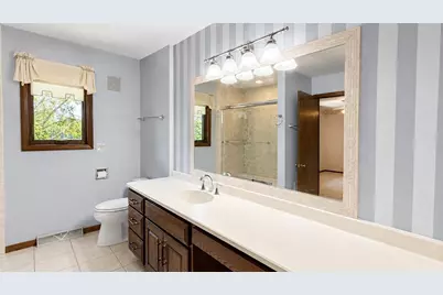 1600 Brentwood Drive, Oshkosh, WI 54904 - Photo 21