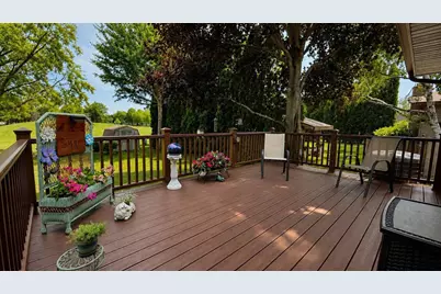 1600 Brentwood Drive, Oshkosh, WI 54904 - Photo 37