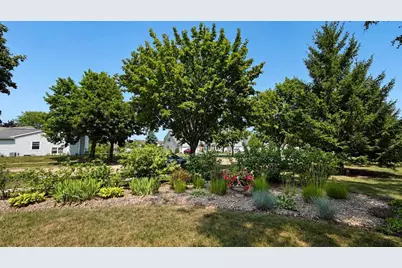 1600 Brentwood Drive, Oshkosh, WI 54904 - Photo 47