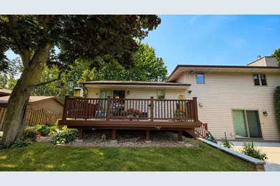 1600 Brentwood Drive, Oshkosh, WI 54904 - Photo 41