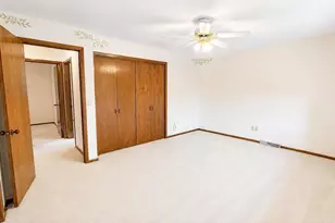 1600 Brentwood Dr, Oshkosh, WI 54904 - Photo 17