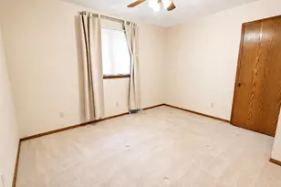 1600 Brentwood Dr, Oshkosh, WI 54904 - Photo 31
