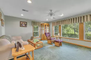 W5602 Lost Arrow Rd, Fond du Lac, WI 54937 - Photo 5