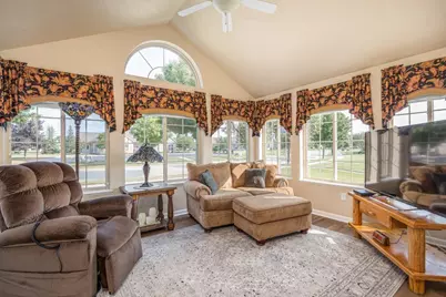 2306 E Sienna Way, Appleton, WI 54913 - Photo 11