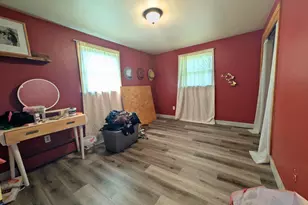 147 Hilltop Dr, Green Bay, WI 54301 - Photo 11