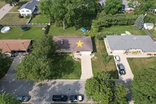 147 Hilltop Dr, Green Bay, WI 54301 - Photo 29