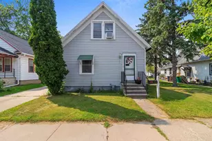 725 St George St, Green Bay, WI 54302 - Photo 1