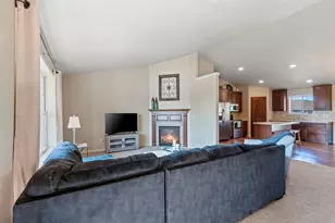 1439 Navigator Way, De Pere, WI 54115 - Photo 13