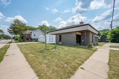 416 Crooks Street, Green Bay, WI 54301 - Photo 3