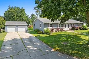 2255 Deer Trail, Green Bay, WI 54302 - Photo 11