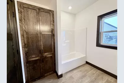 W5668 Tonys Way, Appleton, WI 54915 - Photo 19