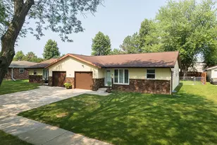 517 Kelly Jo Dr, Green Bay, WI 54303 - Photo 3
