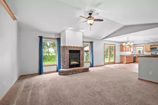 290 Royal Saint Pats Dr, Wrightstown, WI 54180 - Photo 3
