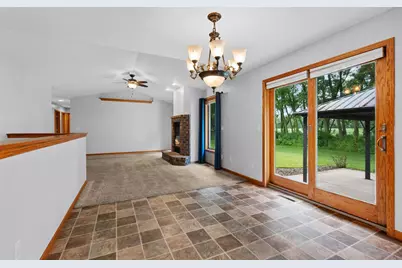 290 Royal St Pats Drive, Wrightstown, WI 54180 - Photo 5