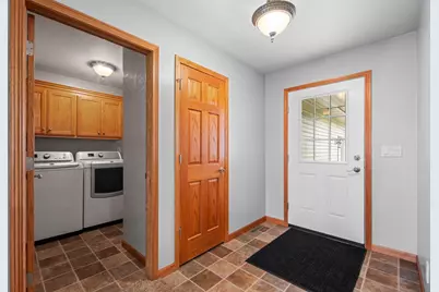 290 Royal St Pats Drive, Wrightstown, WI 54180 - Photo 9