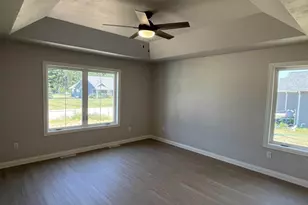 1970 Penny Ln, New London, WI 54961 - Photo 13