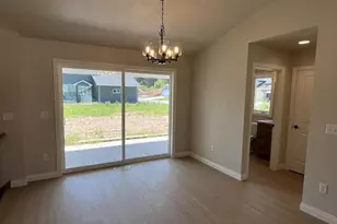 1970 Penny Ln, New London, WI 54961 - Photo 9