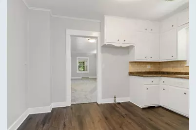 735 S Baird Street, Green Bay, WI 54301 - Photo 15