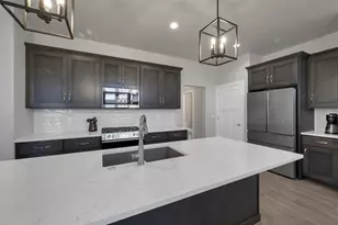 2812 Elm Tree, Green Bay, WI 54313 - Photo 9
