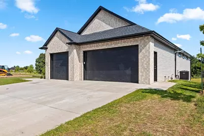 1761 Bobby Jones Drive, De Pere, WI 54115 - Photo 5
