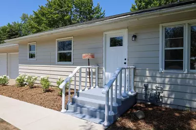 6070 County Road S, Little Suamico, WI 54171 - Photo 3