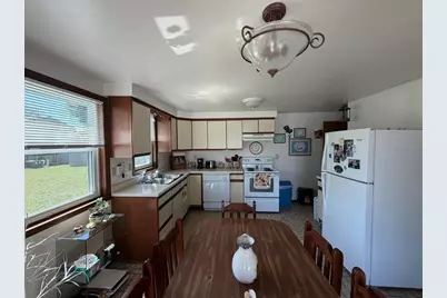418 Kelly Jo Drive, Green Bay, WI 54303 - Photo 5