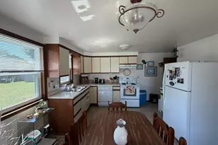 418 Kelly Jo Dr, Green Bay, WI 54303 - Photo 5