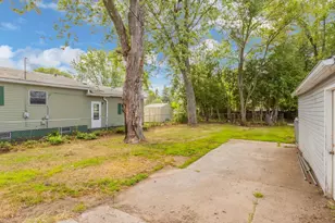 2305 17th Ave, Menominee, MI 49858 - Photo 19