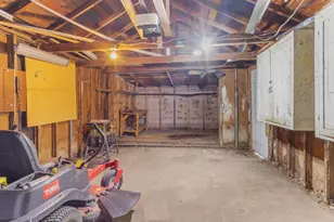 2305 17th Ave, Menominee, MI 49858 - Photo 21
