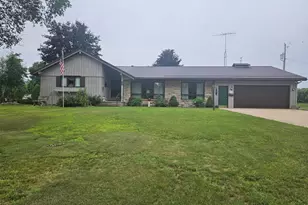 331 Orchard Cir, Gillett, WI 54124 - Photo 1