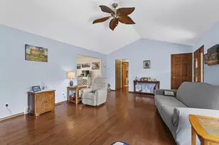 W10036 Terri Ln, Crivitz, WI 54114 - Photo 9