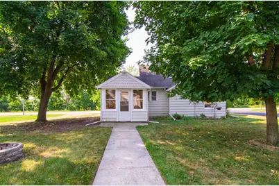 190 Mill Street, Iola, WI 54945 - Photo 3