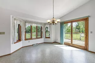 956 Yurek Rd, Pulaski, WI 54162 - Photo 7