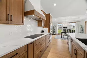 N9263 Laura St, Appleton, WI 54915 - Photo 17