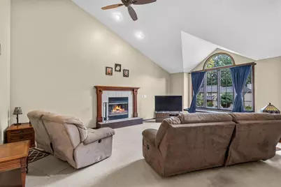 2616 Newberry Avenue, Green Bay, WI 54302 - Photo 5