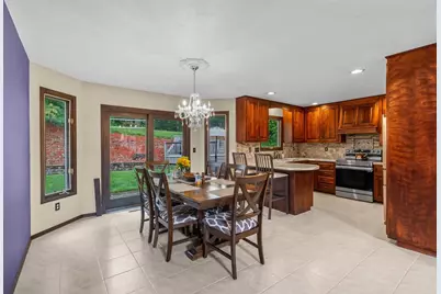 2616 Newberry Avenue, Green Bay, WI 54302 - Photo 9