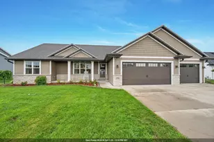 1756 Red Oak St, Green Bay, WI 54313 - Photo 1