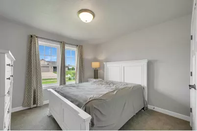1756 Red Oak Street, Green Bay, WI 54313 - Photo 27