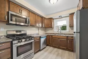 1616 Jefferson St, Oshkosh, WI 54901 - Photo 7