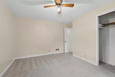 1616 Jefferson Street, Oshkosh, WI 54901 - Photo 11