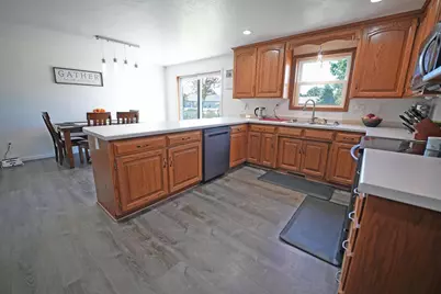 3142 Emory Street, Green Bay, WI 54311 - Photo 9