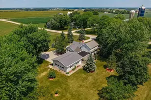 N9644 Ridge Rd, Van Dyne, WI 54979 - Photo 37
